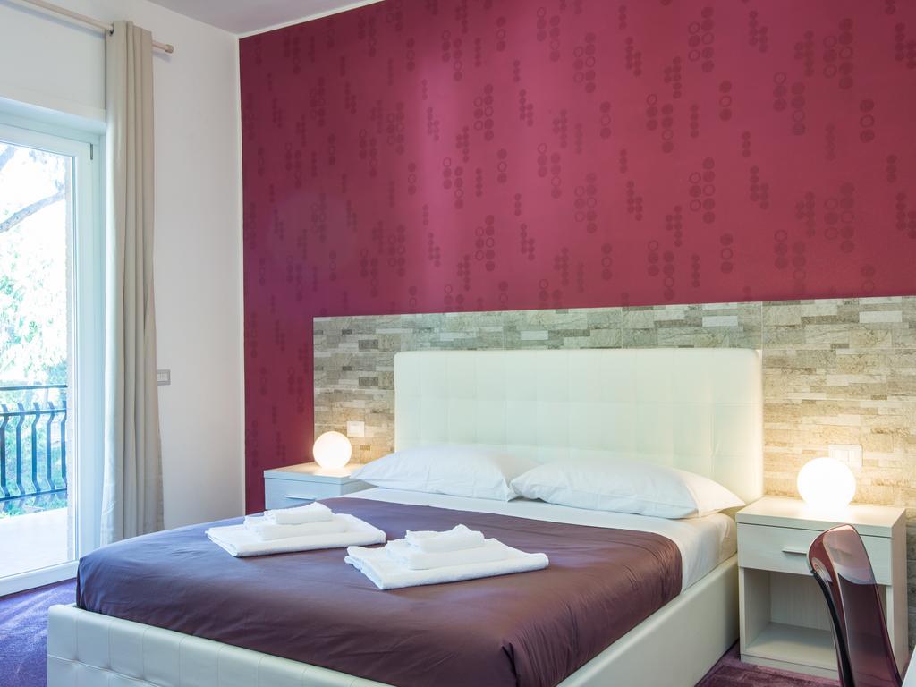Guesthouse Park Pines Ρώμη Εξωτερικό φωτογραφία