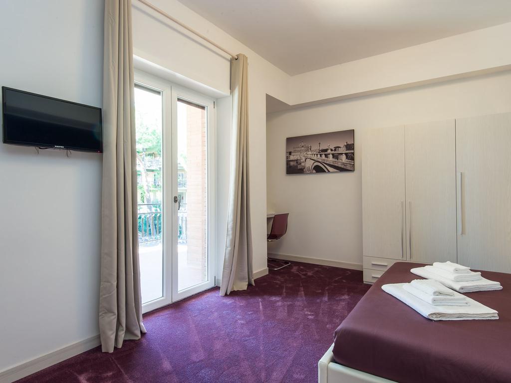 Guesthouse Park Pines Ρώμη Εξωτερικό φωτογραφία